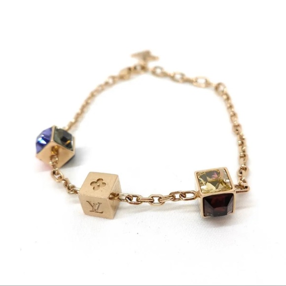 Gorgeous Louis Vuitton Luxury Bracelet - Picture 3 of 6